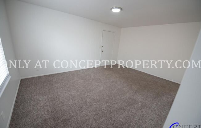 2 beds, 1 bath, 920 sqft, $1,249, Unit 32