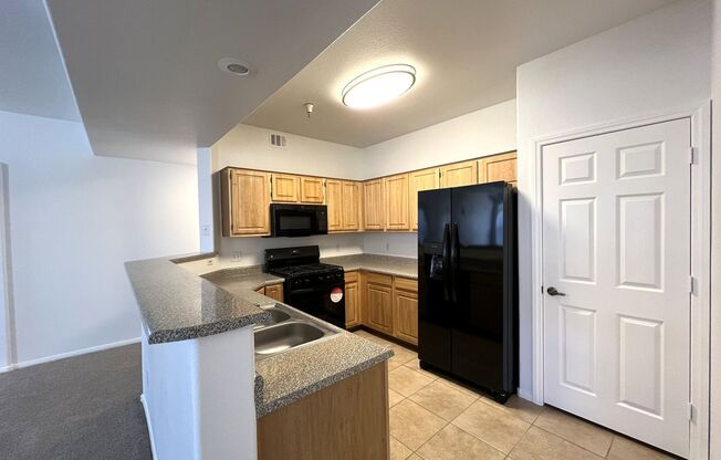 3 Bedroom Condo with 1 Car Garage