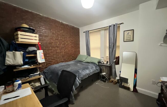 3 beds, 2 baths, 736 sqft, $2,895, Unit 2