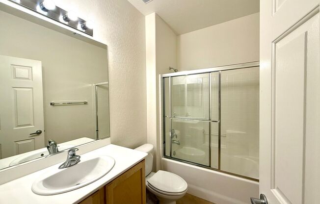 2 beds, 2 baths, $1,995