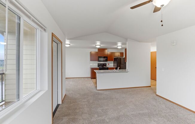 2 beds, 2 baths, 952 sqft, $1,595, Unit 1913-201