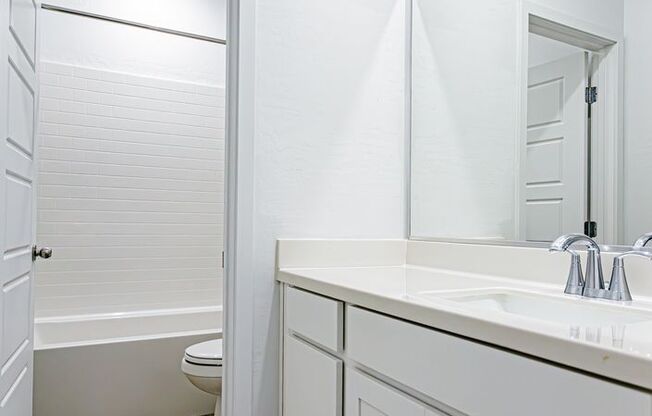 3 beds, 2.5 baths, $1,852