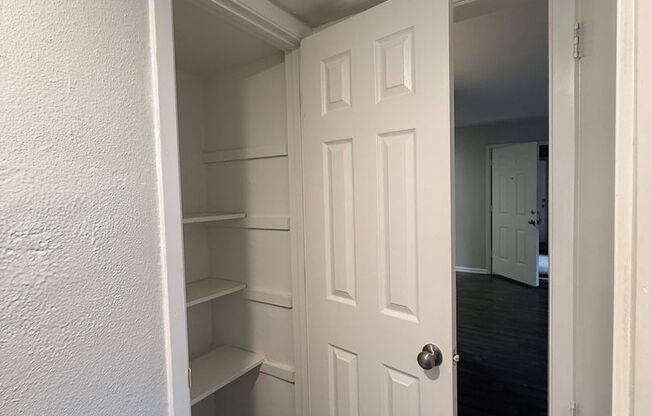 2 beds, 2 baths, 931 sqft, $1,003, Unit 04-0401