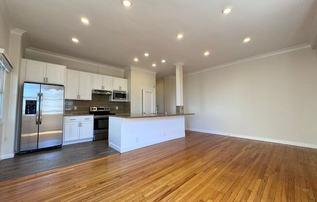 Russian Hill: Remodeled 1 Bedroom w/ Direct Access to XL Shared Patio & FREE Utilities!