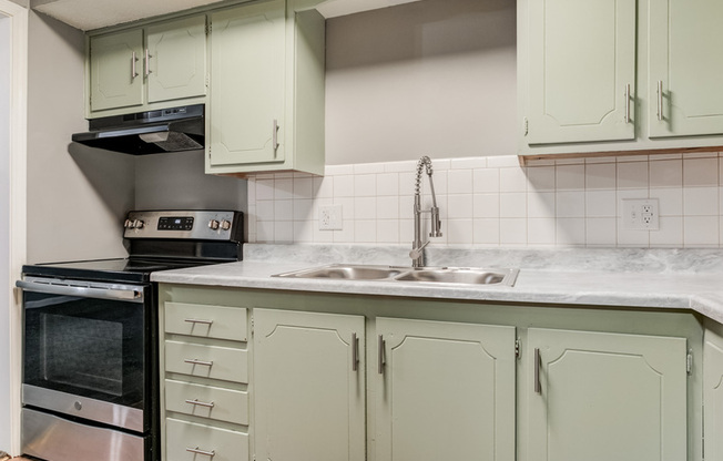 3050 N 58 ST