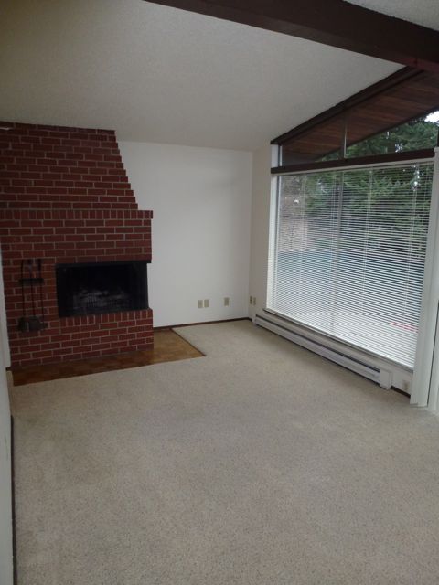 24) 13202 Greenwood