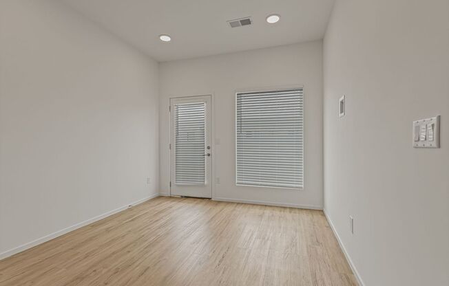 1 bed, 1 bath, 523 sqft, $1,295, Unit 101