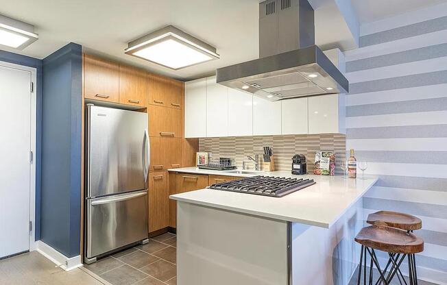 1 bed, 1.5 baths, $6,925, Unit 25S