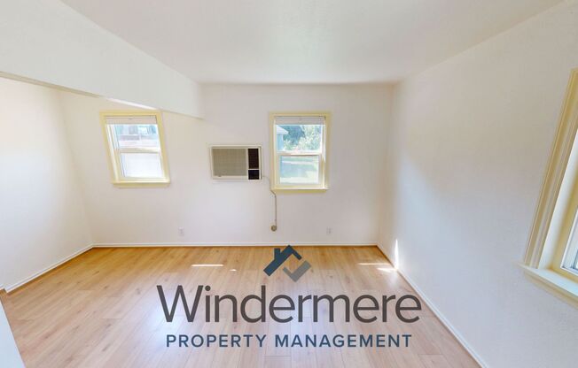 108 N Bellevue *Pets Welcome*Students Welcome*