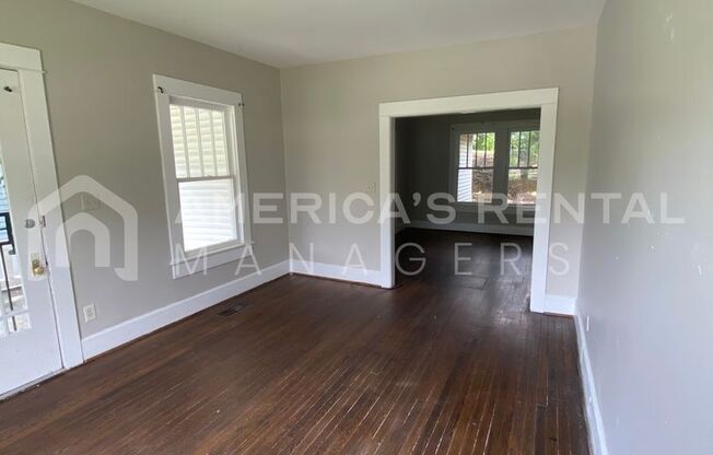 2 beds, 1 bath, $900