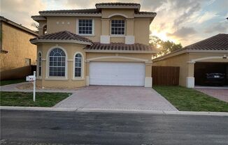 2050 NW 98th Way
