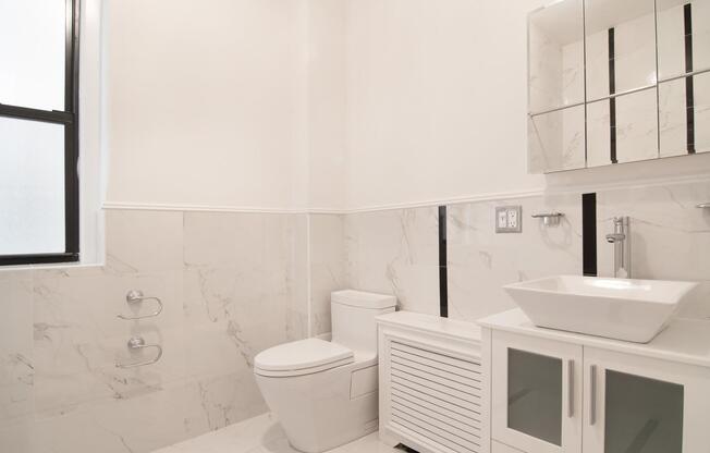 2 beds, 1 bath, 1,500 sqft, $6,450, Unit 2F