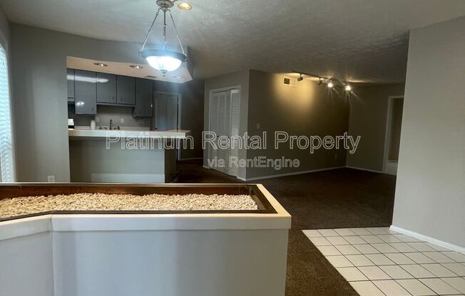 402 WYNNES RDG CIR SE