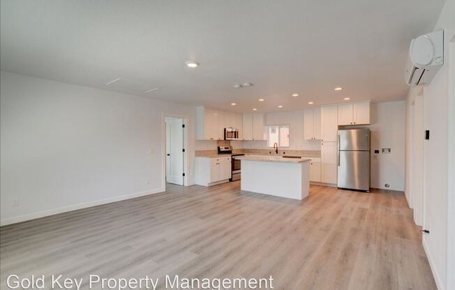 444 Orange Ave