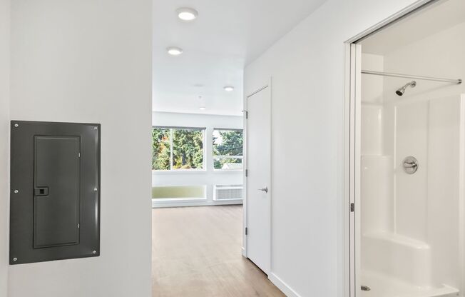 5840 SE 89th Ave ~ Move-in Special!