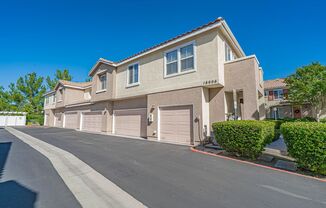 COMING SOON! 2 Bedroom Townhome for Rent in Canyon Country!