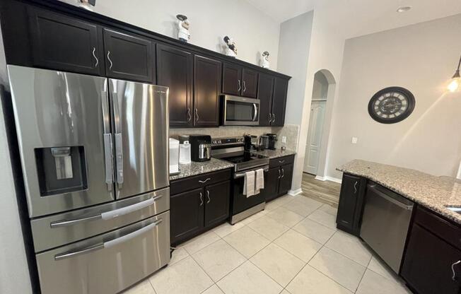 4 beds, 2 baths, 1,930 sqft, $2,500
