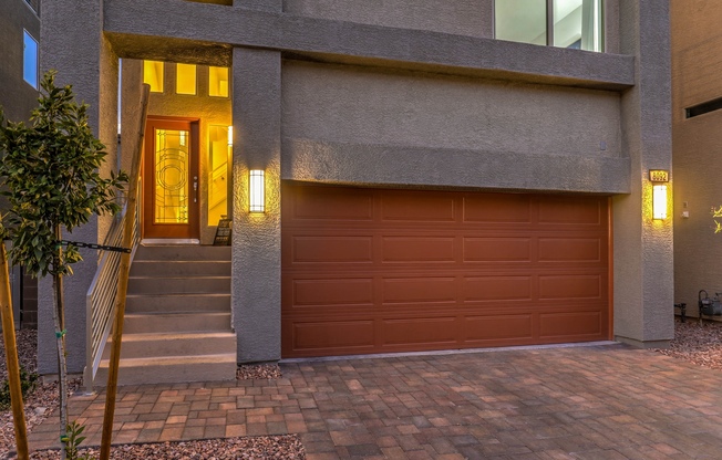 Modern Luxury | Fully Furnished | Rooftop Deck + Heated Pool