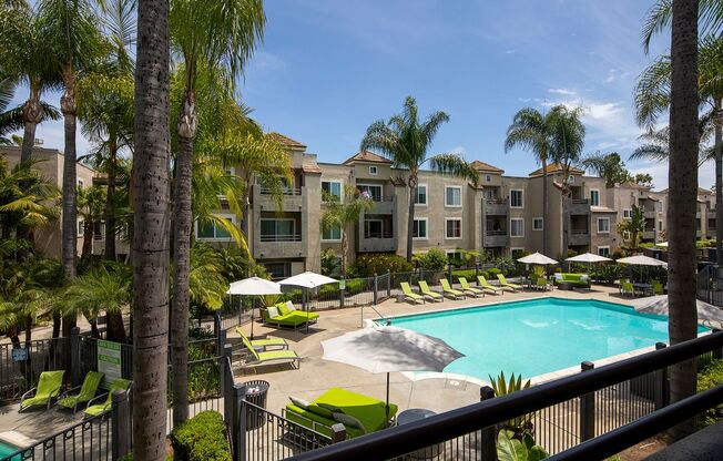 2 beds, 2 baths, 965 sqft, $2,895, Unit 219