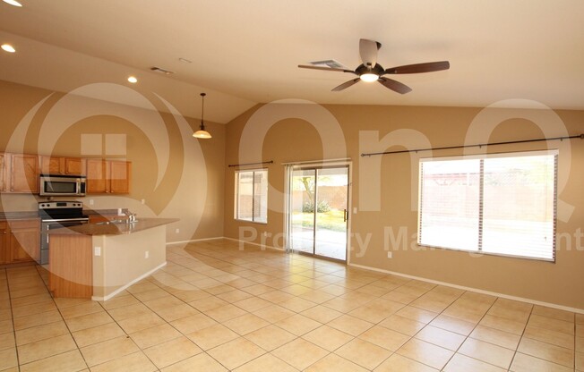 10234 E JAVELINA AVE