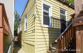 2616 N. Marshfield