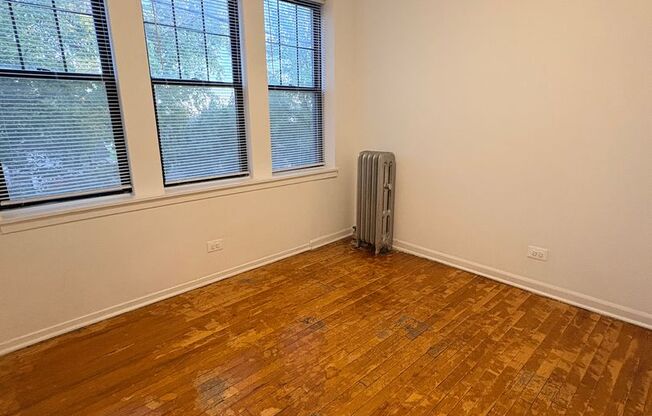 2 beds, 1 bath, 672 sqft, $1,125, Unit CA 141-2S