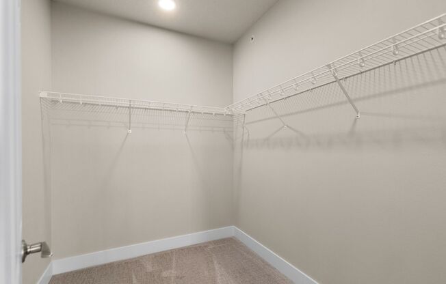 1 bed, 1 bath, 1,029 sqft, $1,540, Unit J-403