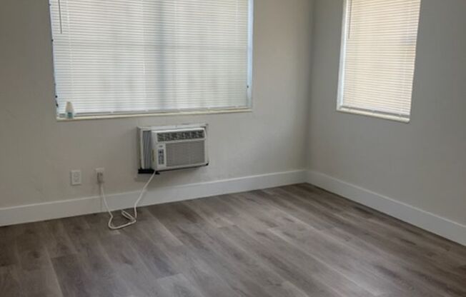 1 bed, 1 bath, 624 sqft, $1,780, Unit 12