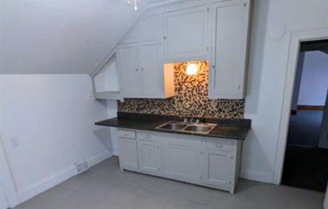 3251 North 28th Street