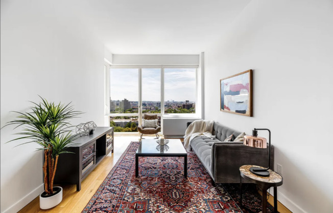 2 beds, 2 baths, $7,225, Unit 1904