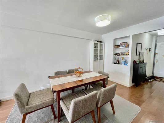 2 beds, 1 bath, 1,000 sqft, $3,000, Unit 5C