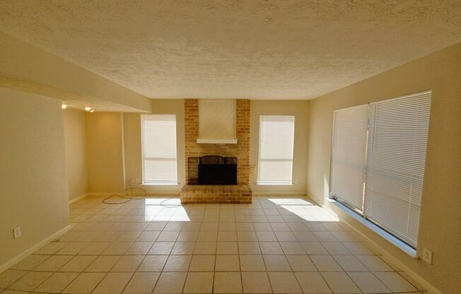 3 beds, 2.5 baths, $1,750