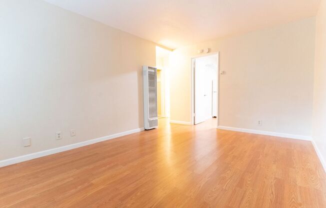 Studio, 1 bath, $1,370, Unit 220-12