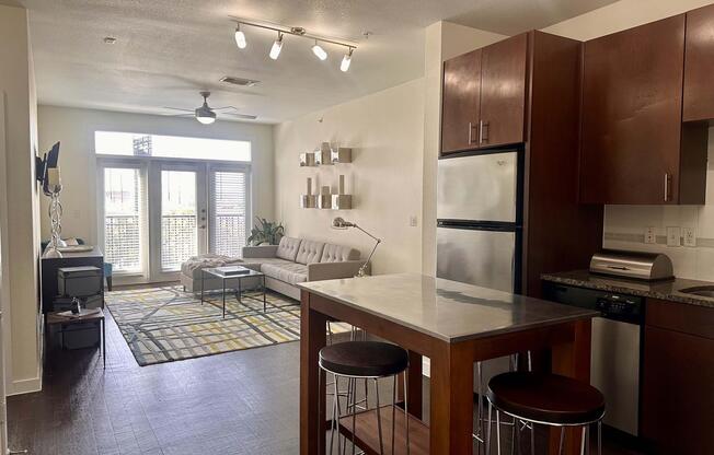 2 beds, 2 baths, 1,080 sqft, $1,930
