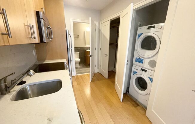 Studio, 1 bath, $2,150, Unit 726