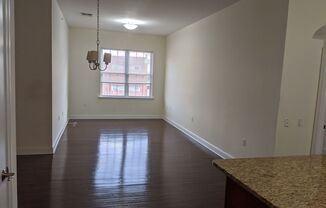 2 beds, 2 baths, $2,400, Unit 209