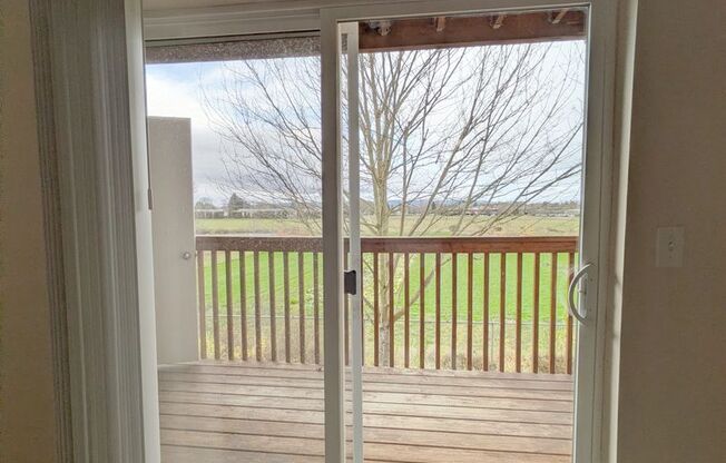 2 beds, 2 baths, 994 sqft, $1,575, Unit E302