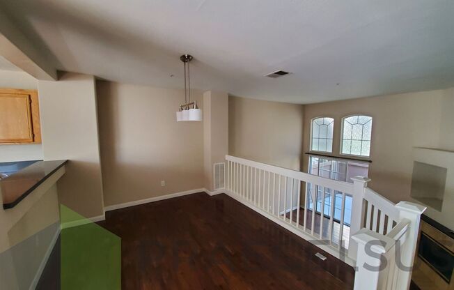 Gorgeous Townhome in Sorrento Valley