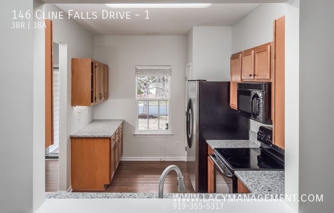 146 CLINE FLS DR