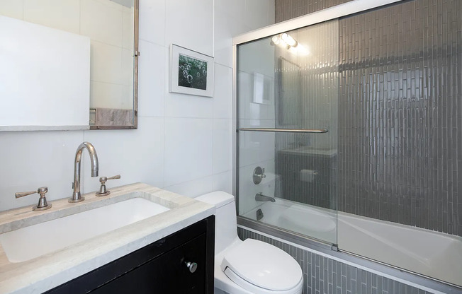 1 bed, 1 bath, 650 sqft, $4,500, Unit 19A