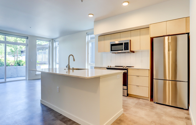 2 beds, 2 baths, 926 sqft, $3,295, Unit 301