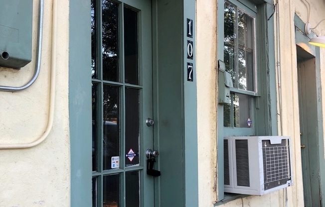 107 W 5 ST