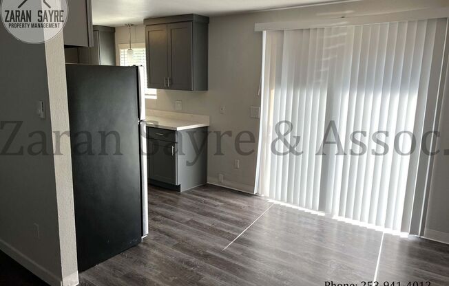 2 beds, 1 bath, 885 sqft, $2,175, Unit 1204