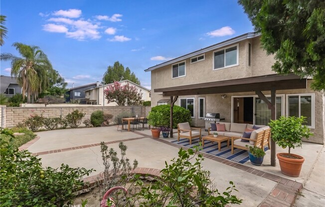 4 beds, 3 baths, 3,229 sqft, $5,600