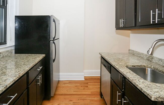 2 beds, 1 bath, 675 sqft, $2,250, Unit 2177-3