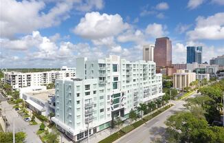 805 SE 3 Ave 2202