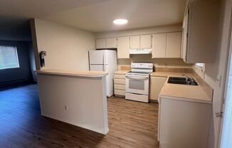 2 beds, 1.5 baths, 1,080 sqft, $1,650, Unit Unit 4