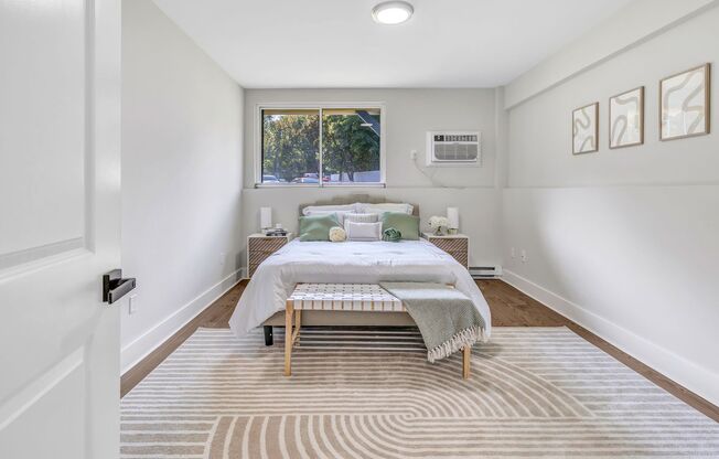 1 bed, 1.5 baths, $1,800, Unit 4-12A