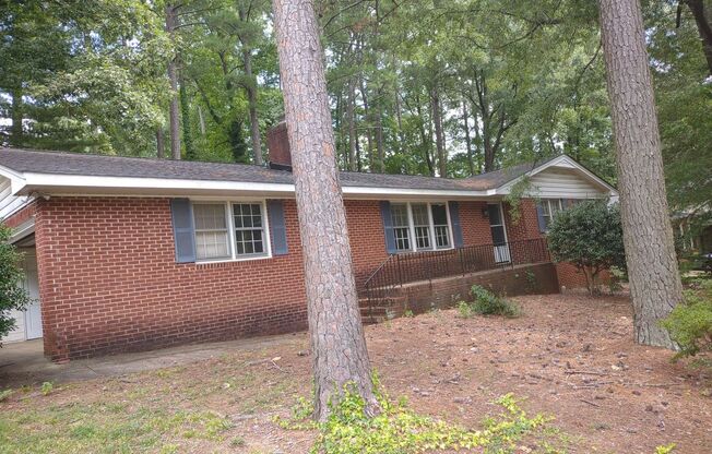 Comfort & Convenience: This Beautiful Home Has It All!