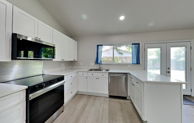 4348 SPINDLETREE LN